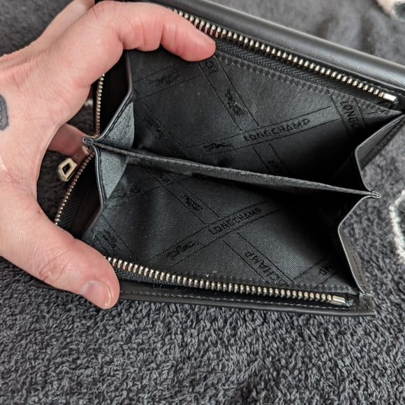 💐 Longchamp Black Leather Wallet 💐 - Picture 9 of 9
